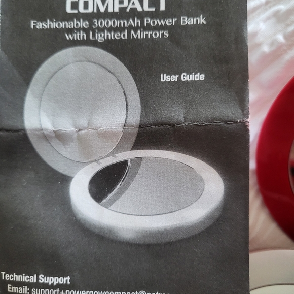 Compact Red Charging Kit - Picture 4 of 4